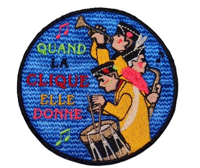 Ecusson " Quand la  clique elle donne " multicolore 