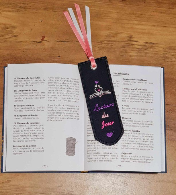 Marque-pages brodé personnalisable qui a du sens et unique